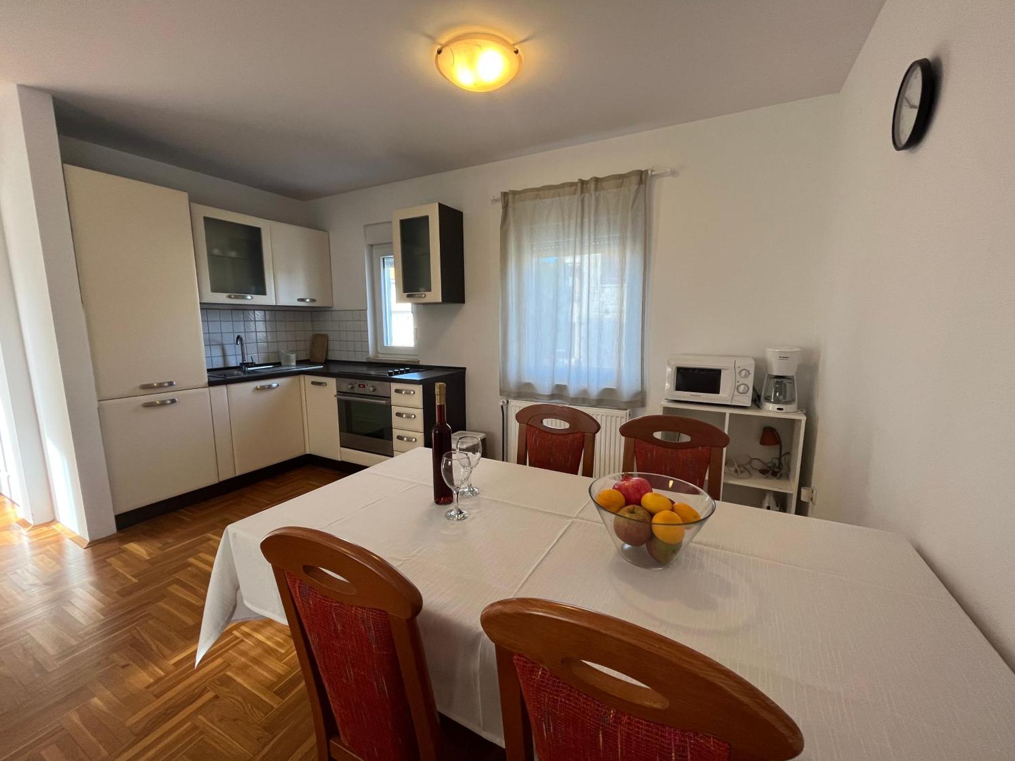 Burle Apartment With Free Private Parking Medolino Esterno foto